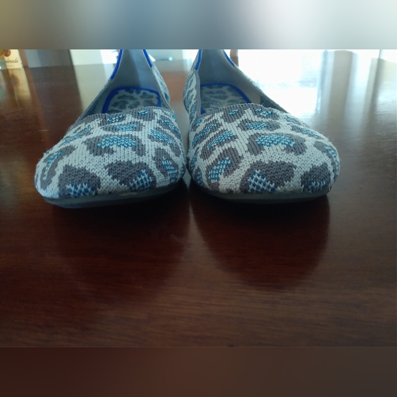 Rothy's The Flat in Gray Spotted leopard print - Picture 3 of 8